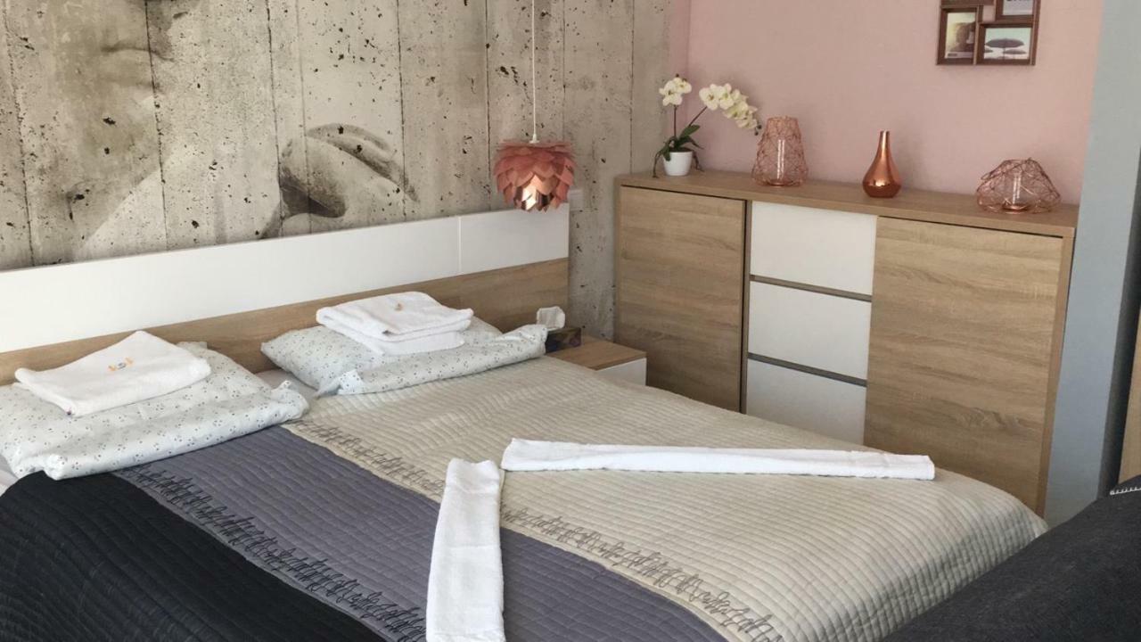 Hunyadi Apartman Szekszard Exterior photo